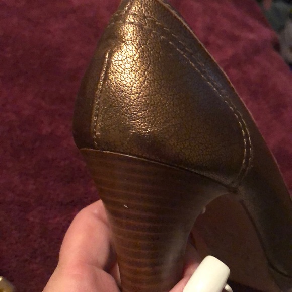 Coach Gold Pumps - Picture 3 of 4